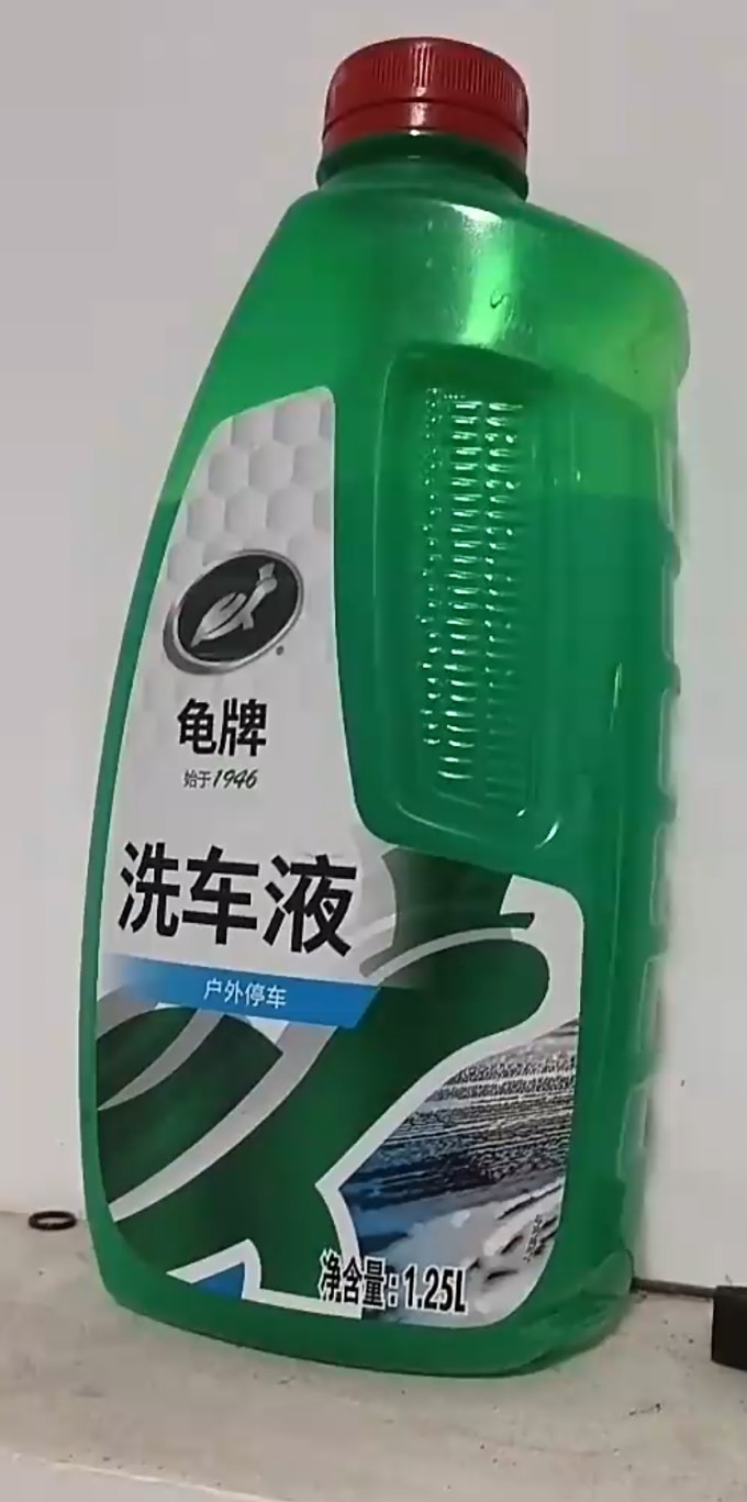龟牌漆面美容