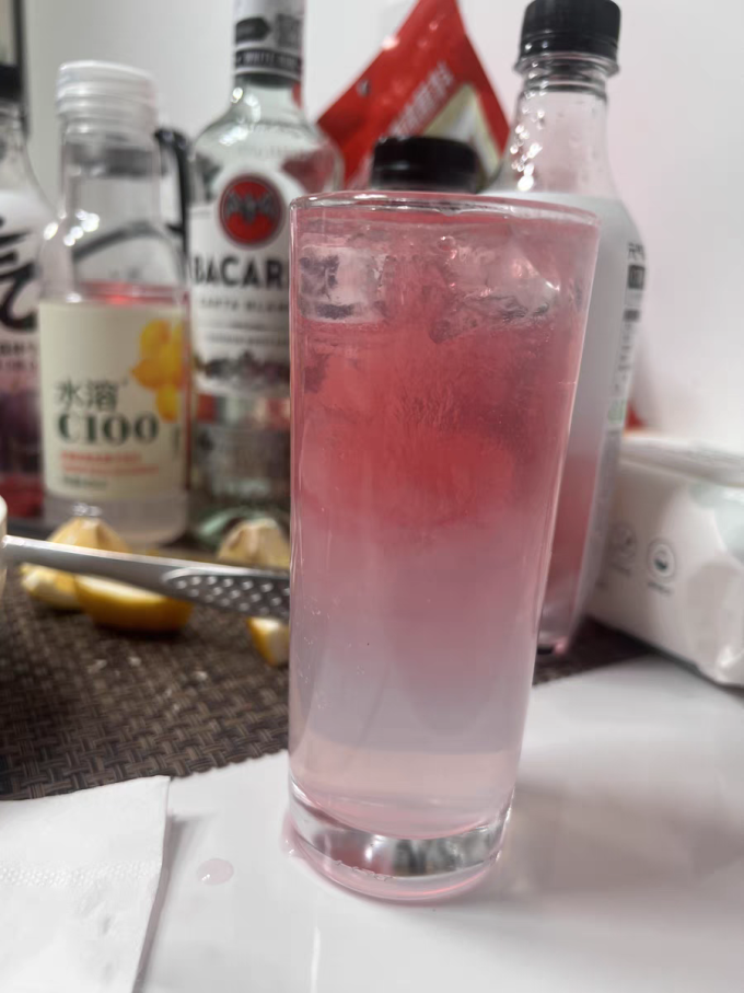 百加得朗姆酒
