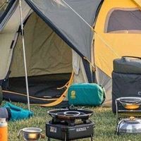 户外新手必备清单，包括帐篷、登山包、便携水壶的实用指南