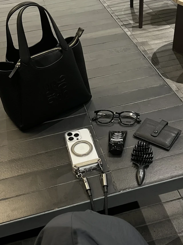 喝咖啡的精简出行方式