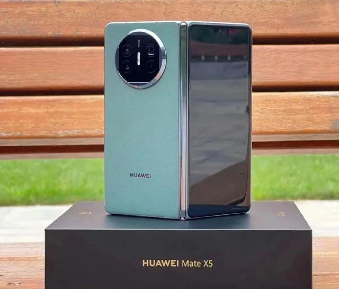华为Mate X5官翻机直降5200元:8799元起是否值得入手?