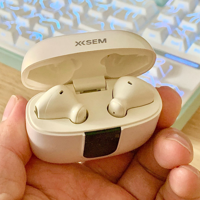西圣蓝牙耳机