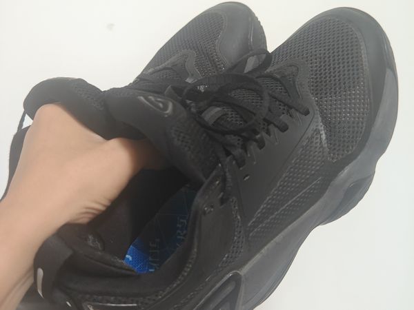 不专业的体验分享：盲定的牛蹄二代篮球鞋