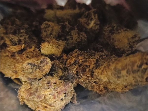 华味亨手撕鸡肉条：非油炸高蛋白零食的绝佳选择
