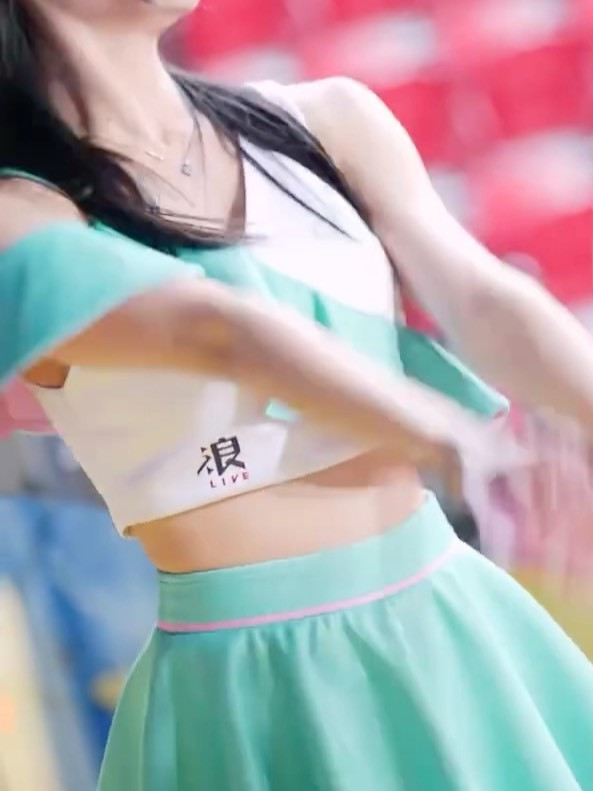 珀莱雅 早c晚a双抗精华美白亮肤烟酰胺A醇红宝石精华测评