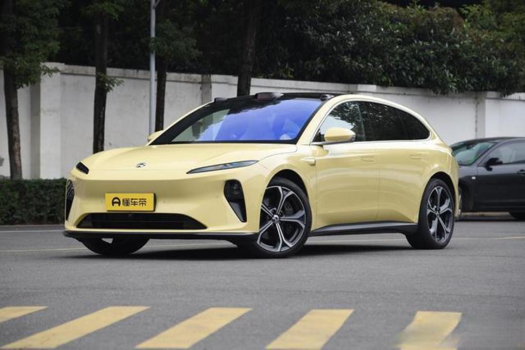 极氪007GT补贴新政解析:最高省5.6万,购车三大省钱技巧全攻略