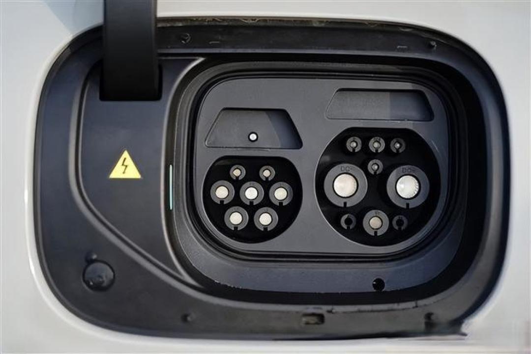 三天1073公里实测:小米SU7 MAX车主亲述性能猛兽的双面体验