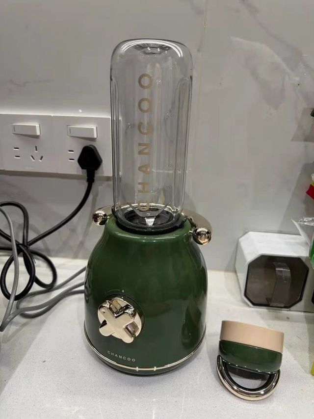 被追着问的复古榨汁机，终于让我挖到了