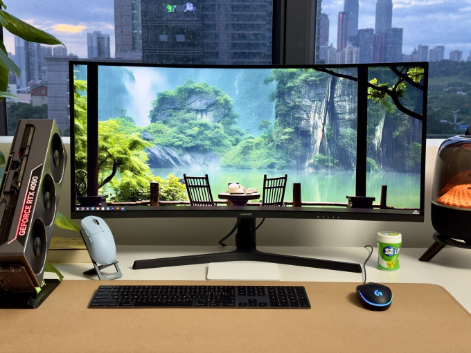 显示器