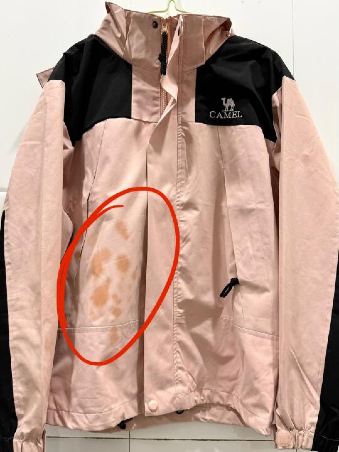 冲锋衣清洗剂选购指南:5款热门产品实测对比,防水涂层与去污力全面解析