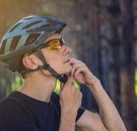 自行车头盔：安全防护必备