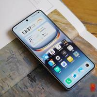 iQOO Neo10 Pro+性能实测：骁龙8至尊版+144FPS游戏，中端价格旗舰体验