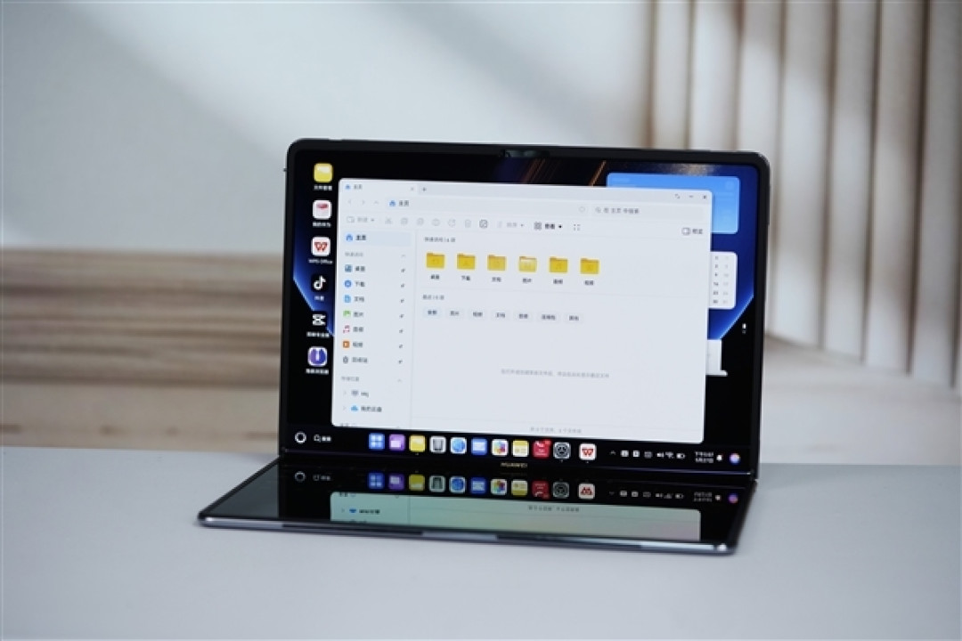 全球首款鸿蒙折叠电脑!华为MateBook Fold非凡大师今日开售:23999元起