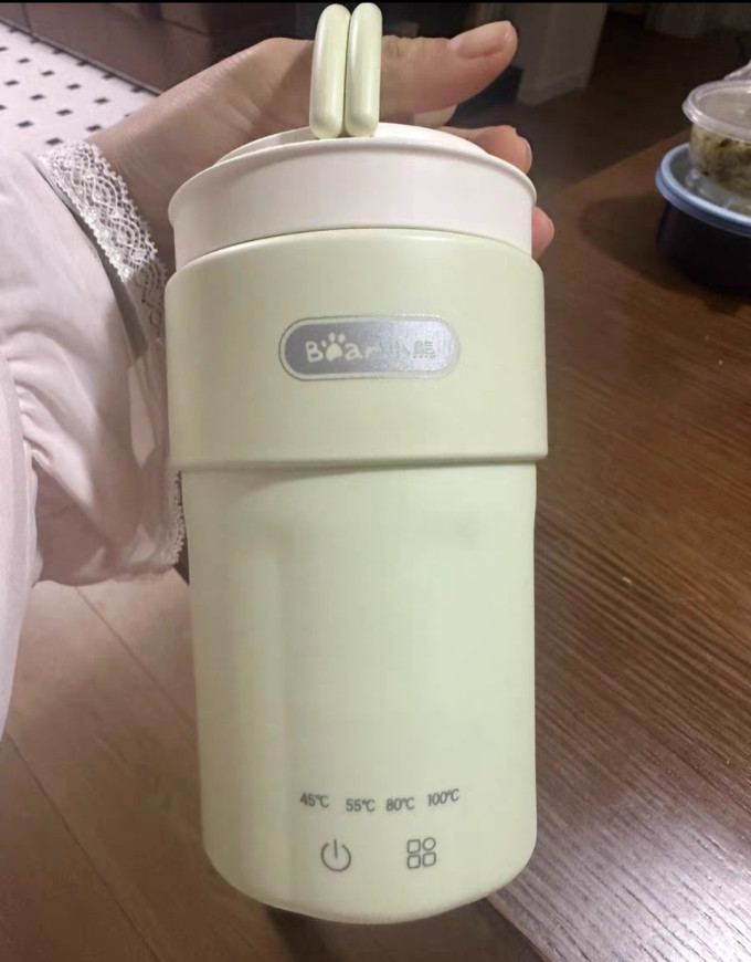 小熊电水壶