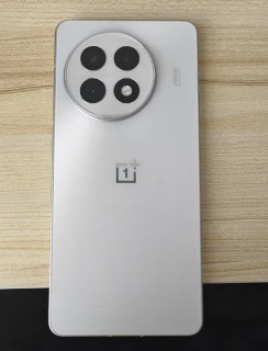 一加发力618，16GB+512GB突降至2634元，6400mAh+高端陶瓷机身