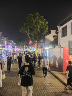 饭后闲逛南长街，买个同款书签，让景色陪伴阅读