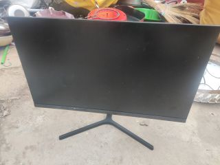 废品站30块钱赌一块红米24寸显示器