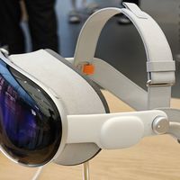 苹果Vision Pro体验，高昂价格拉开和普通消费者的距离