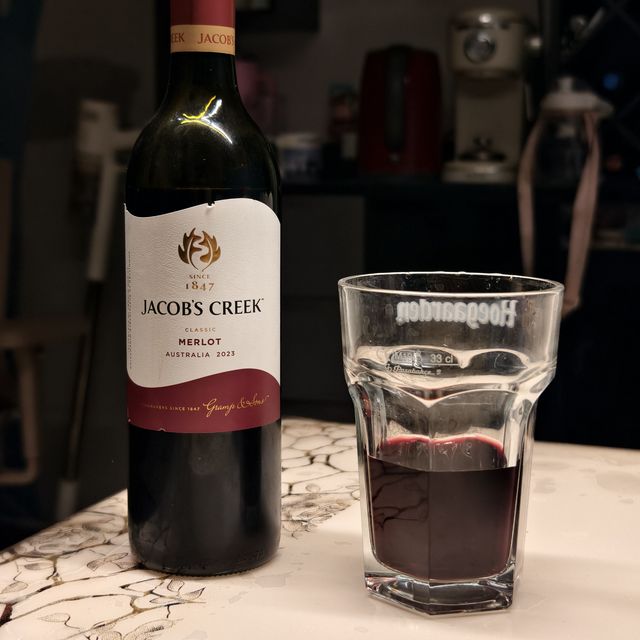 杰卡斯这款经典葡萄酒请谨慎选择。
