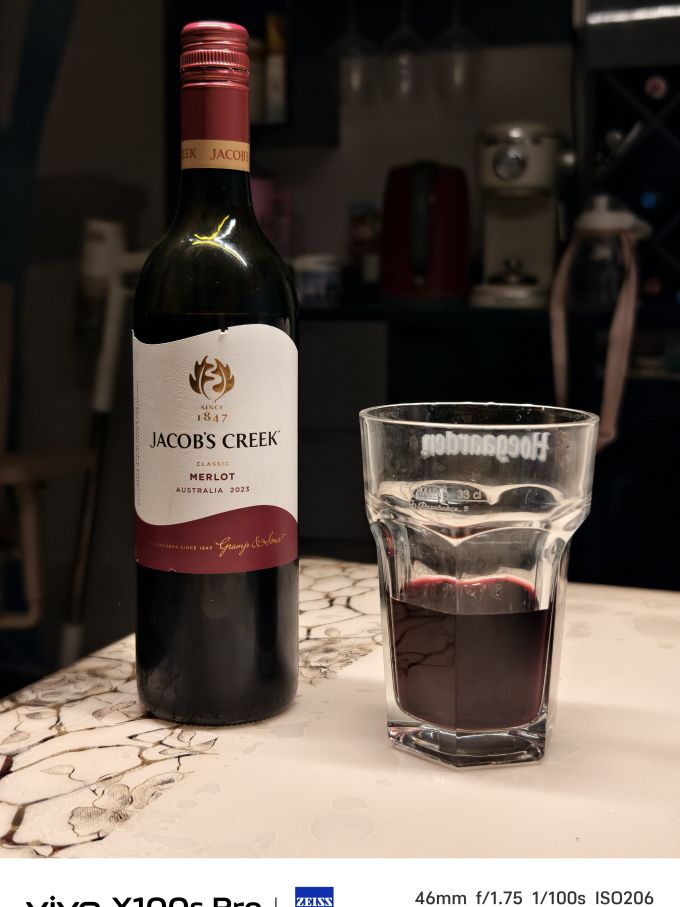 杰卡斯红葡萄酒