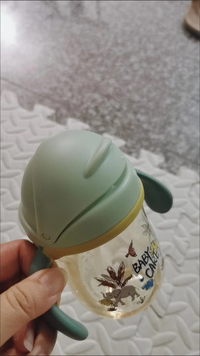 儿童水具