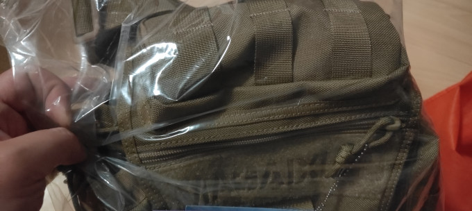马盖先男士单肩斜挎包