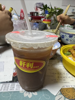 在抖音刷到了本地一家港式茶餐厅，好吃