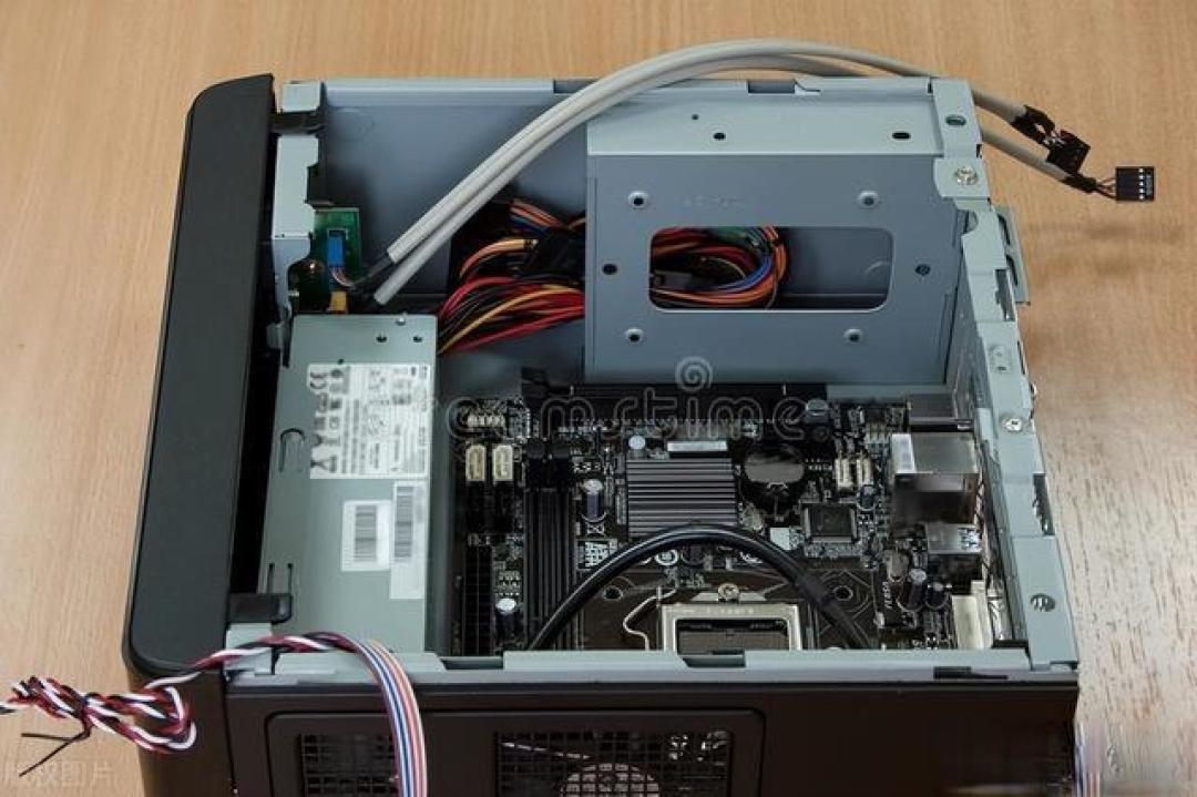 百元旧电脑重生记:手把手教你打造高性价比家庭NAS服务器