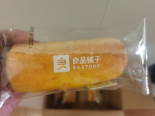 哇！这款良品铺子全麦红豆卷太赞了！