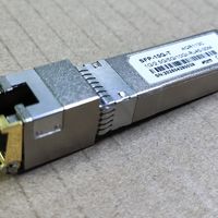 告别千兆瓶颈：SFP-10G/T万兆电口模块开箱体验，让你的NAS飞起来