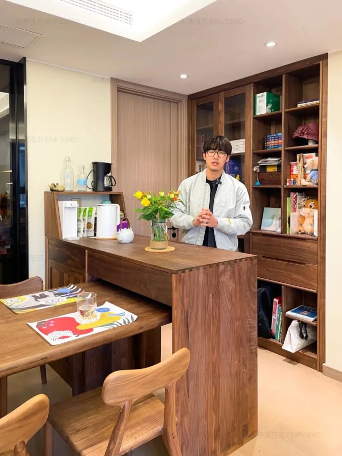 餐厅家具