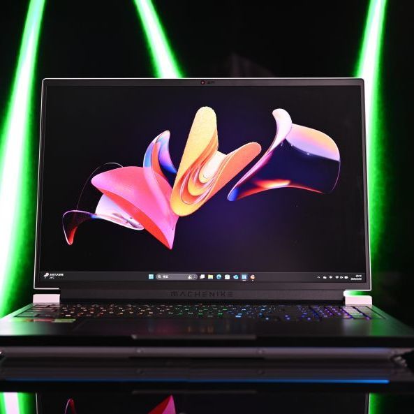 机械师全新曙光16 Pro：二西莫夫装了长江存储PC411，战力拉满