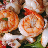 “盛夏白瓷梅子汤 碎冰碰壁当啷响”：冰酒伴美食，这才是夏天呐