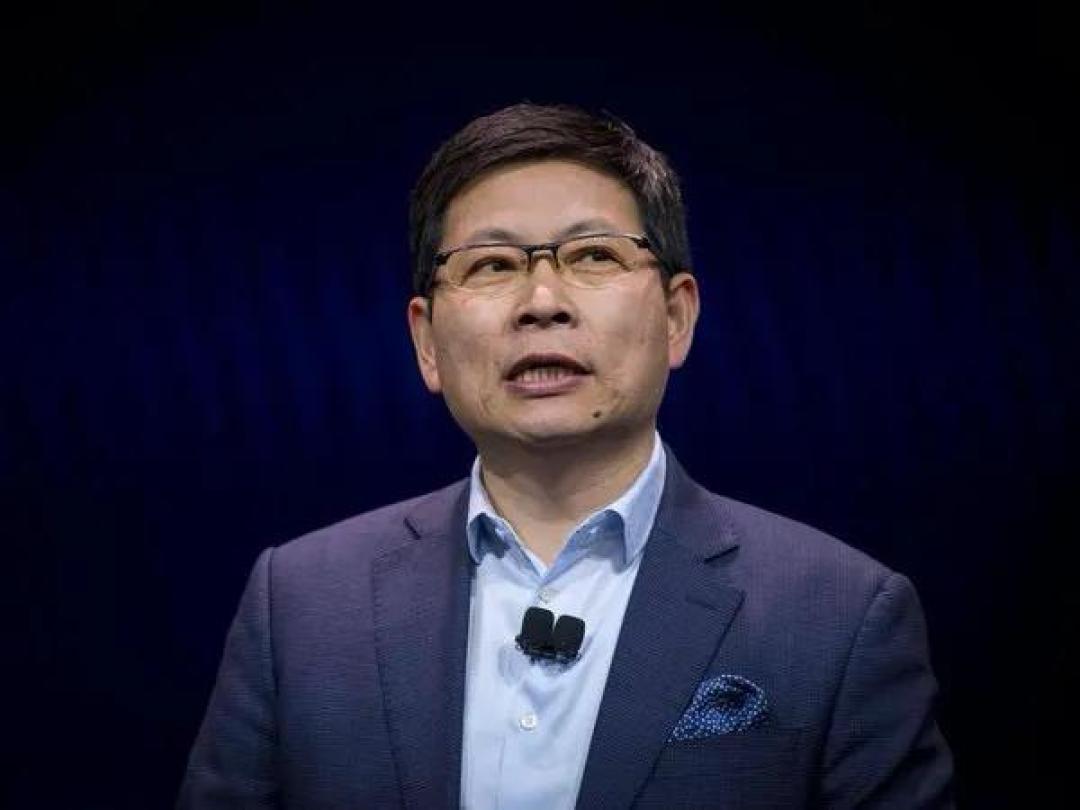 余承东炮轰跨界车企“单款车卖爆”现象：技术派为何难敌流量为王？