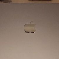Apple MacBook Air 13.6英寸M4(10+8)：轻薄本的新标杆
