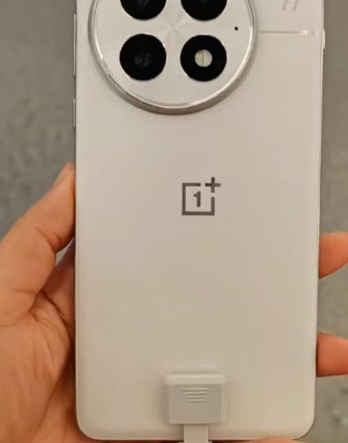骁龙8芯+6000mAh，一加13这配置太顶了！