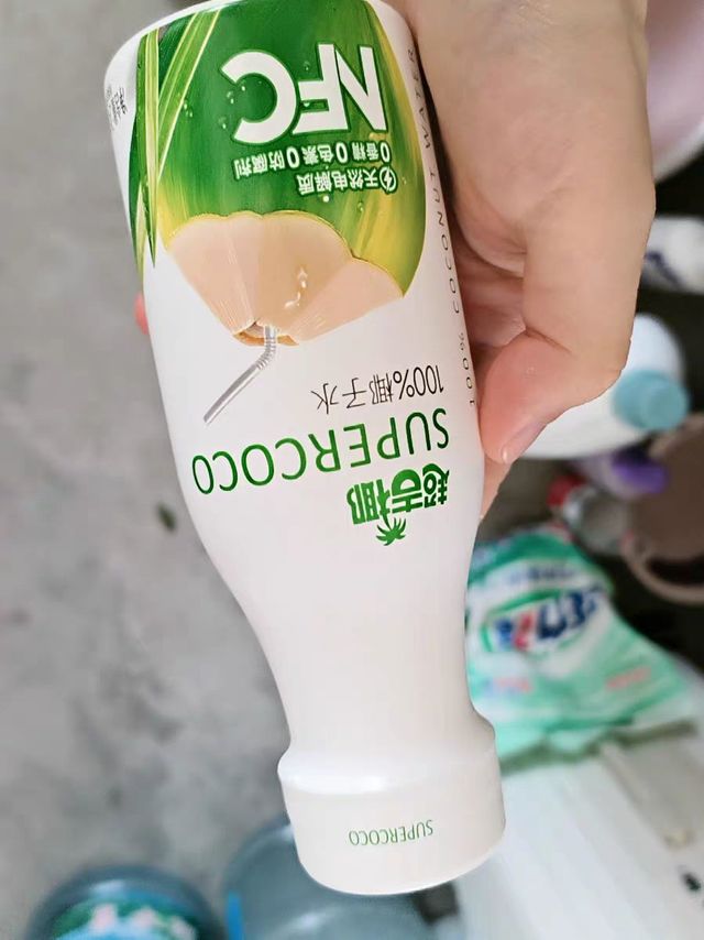 不爱喝水星人闭眼囤！超吉椰椰子水