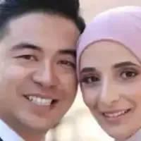 阿拉伯女硕士嫁甘肃小伙，首次见面岳父就让订婚，还要签婚约合同