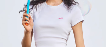 Lee25春夏新品修身版型圆领刺绣小Logo女短袖T恤潮