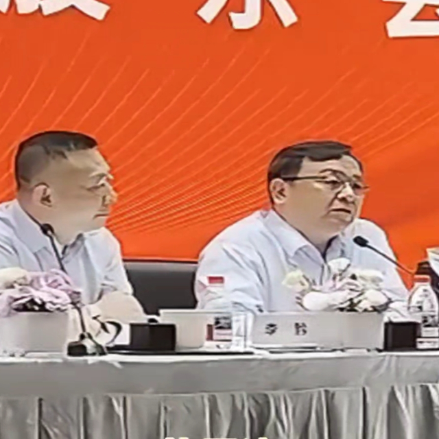 比亚迪王总真情流露！不拉踩同行是底线！