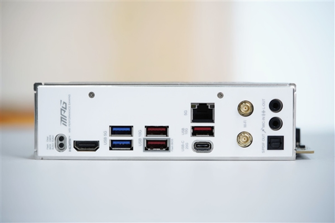 ITX小巧强悍!微星MPG B850I EDGE TI WIFI图赏