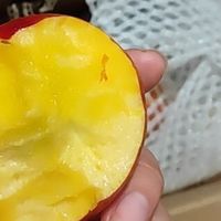 黄肉油桃：脆甜多汁的夏日选择