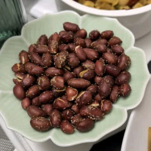 618囤好吃的，试试这款柴火大院红花生米