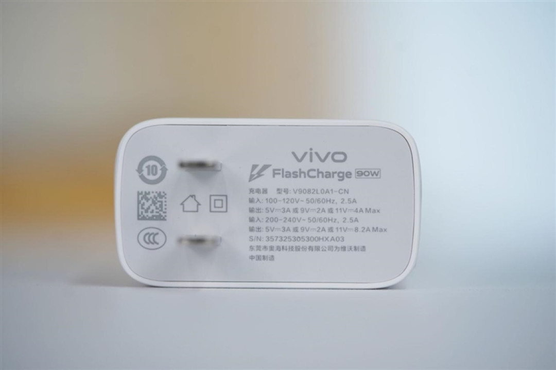 颜值体验全面Pro! vivo S30 Pro mini评测:年轻人的梦想小直屏