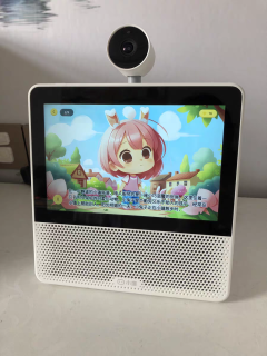 用小度X9 Pro蓝牙音箱轻松带娃