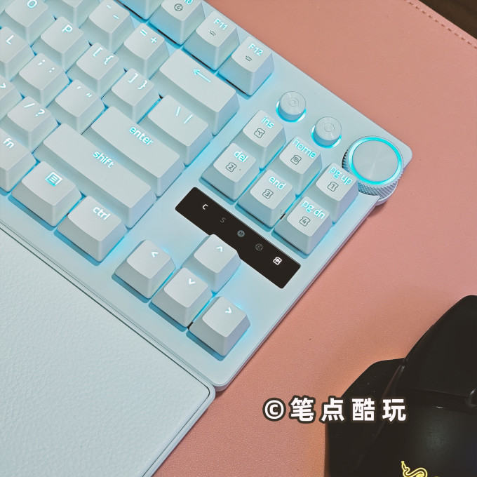 雷蛇键盘