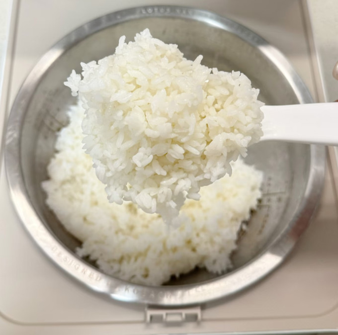 康巴赫电饭煲