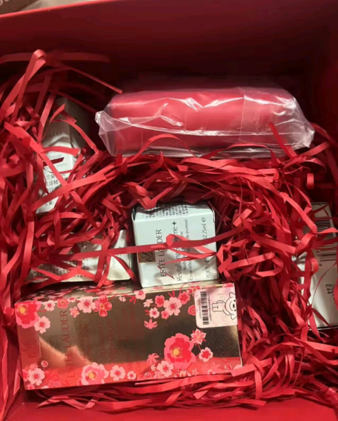 雅诗兰黛爽肤水
