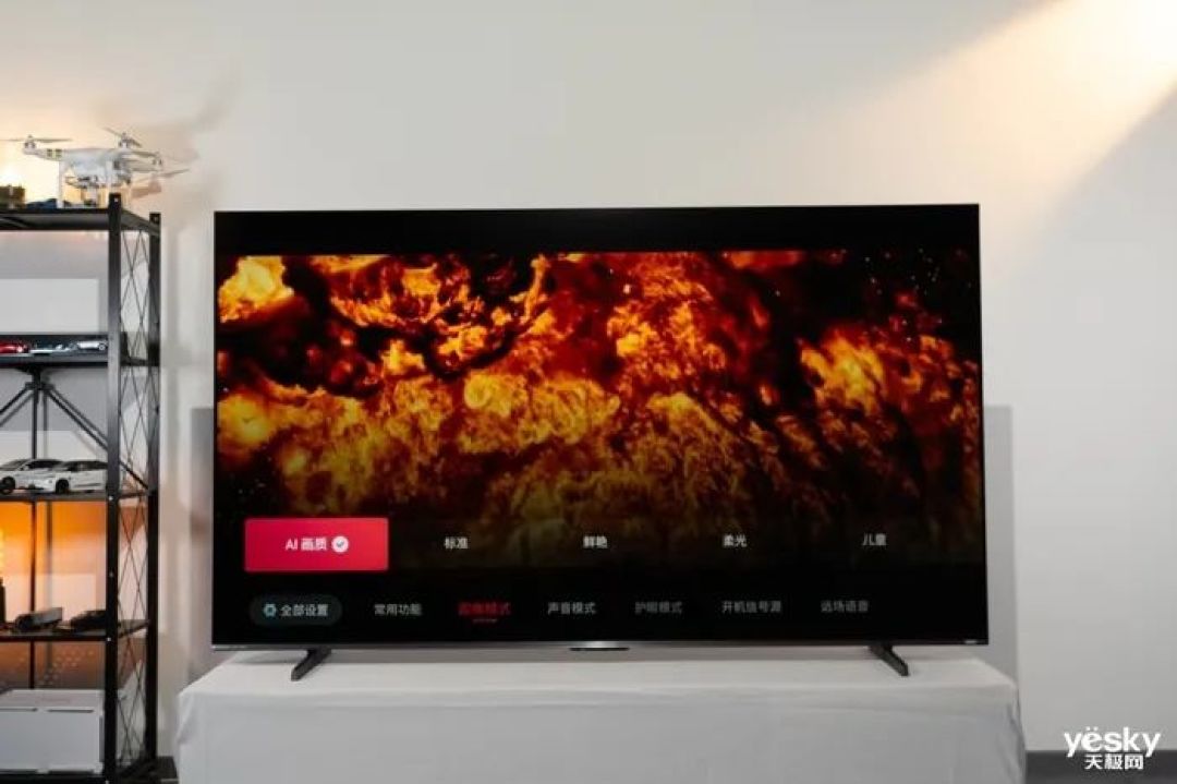 海信小墨E5Q Pro评测：AI赋能画质与体验升级，客厅秒变世俱杯赛场