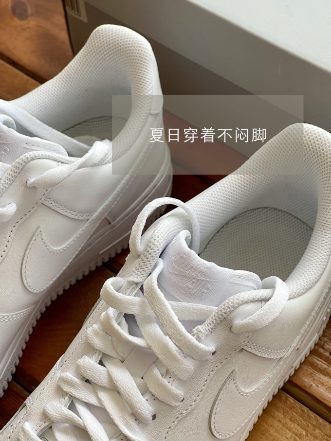 耐克运动板鞋
